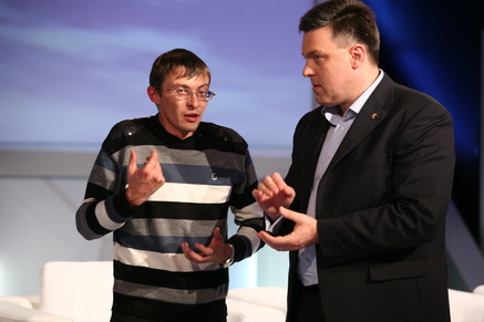 Львовский историк Забилый и вождь украинской националистической партии “Свобода” Тягнибок