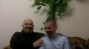 Сексот и провокатор СБУ - опущенный в “Бутырке” педераст-пакостник - Саша “Тарчёк-Сивушный” Синицкий, заделался обличителем протестанской церкви дома на диване у другого секретного работника “епископа” Сыркина - свидетеля отмывания украденных денег Сандеем Аделаджой. 